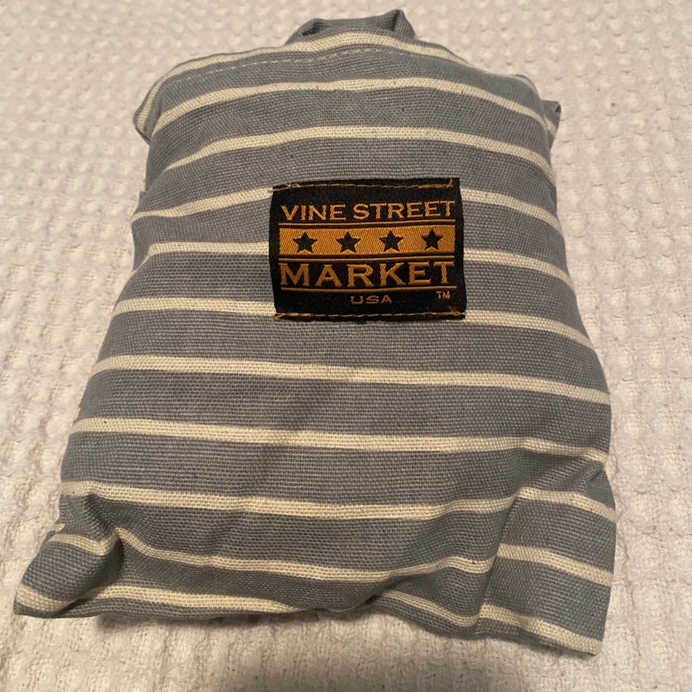 Vine Street Market tote NWOT gray grey